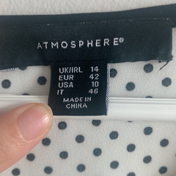 Black and white polka dot long sleeve blouse chemise top - Picture 4 of 6